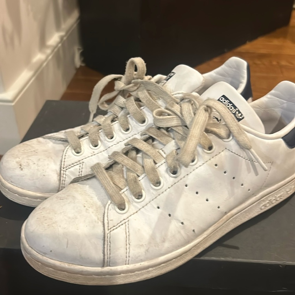 Lightly wore Adidas Sneakers